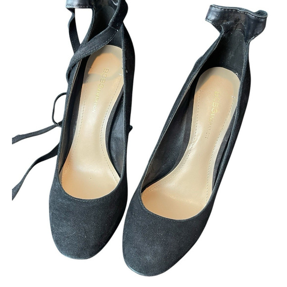 BCBG Ellah Black Sueded Lace Up Stiletto Pumps Women Size 7 Almond Toe NWT Y2K - Picture 4 of 9